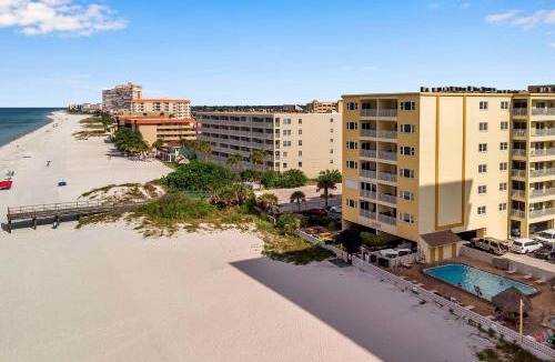 Redington Shores Apartment | Anglers Cove 602
