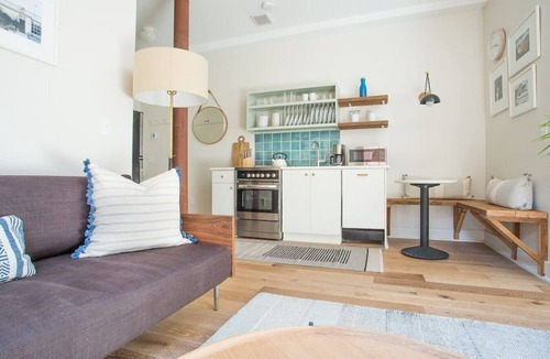Yamacraw Village Apartment | Annabelle 3A - Historic Downtown, Fully Equipped