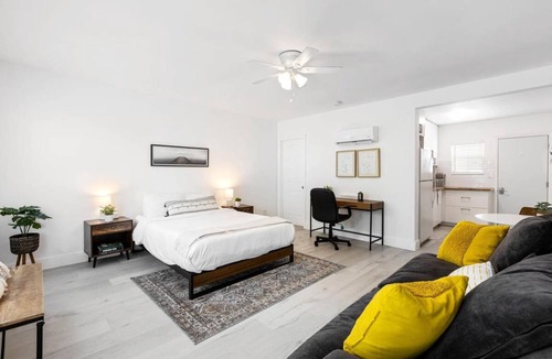Victoria Park Apartment | Apartment ∙ 1 bedroom ∙ 2 guests