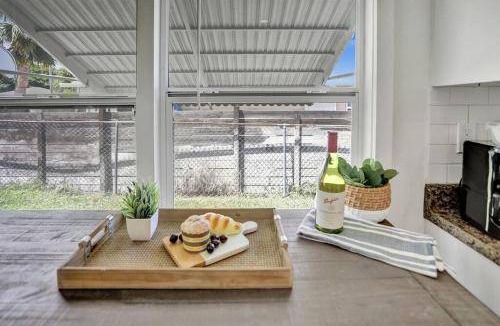 Southwest Apartment | Apartment ∙ 3 bedrooms ∙ 6 guests