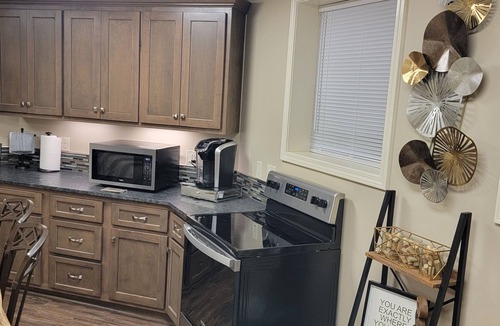Lenoir Apartment | Apartment at the base of the Blue Ridge Mountains