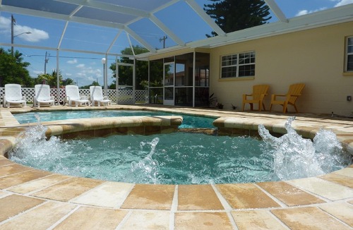 Caloosahatchee Apartment | Apartment Sunset Cape Coral/Beach Resort