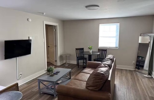Parkridge Apartment | Apartment Unit Near Downtown Knox