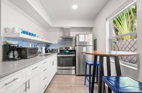 Bay Esplanade Apartment | Apartment ∙ 1 bedroom ∙ 4 guests