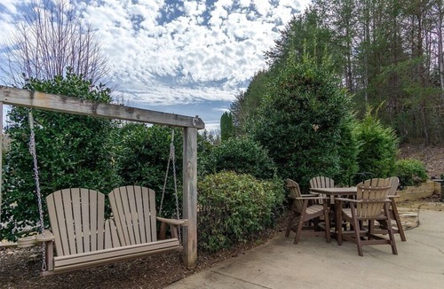 Lake Lure House | Apple Valley Farm 155 Water View