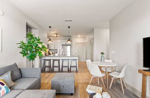 East Ybor Apartment | Apt 411 · Luxury Condo w/Pool access In Ybor City Tampa