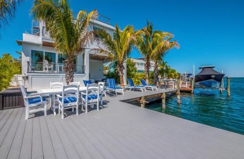Holmes Beach House | Aqua Bay
