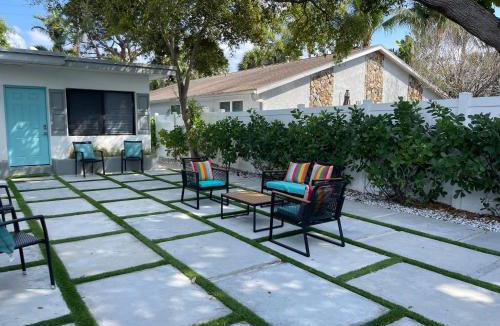 South Palm Park Neighborhood Association Apartment | Aqua Oasis