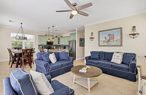 Holmes Beach House | Aqua Vista by Duncan Real Estate