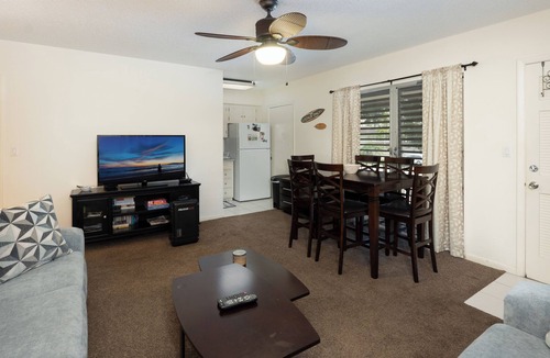 Marco Island Condo | Aquarius One Bedroom- Best Price for Vacation Rental! Get out of the Cold and into the Sun!
