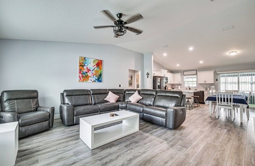 Summerfield House | Arcade Games, Lanai & Spa: Summerfield Family Home