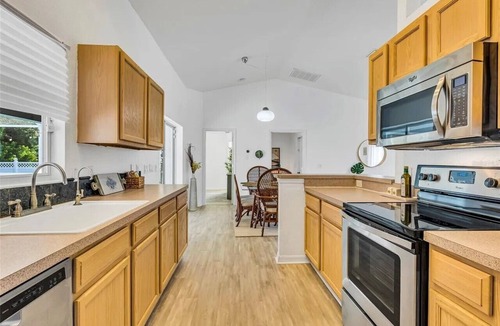 North Port House | Arley Palms Getaway - Heated Pool - Fenced Yard - Near Beaches – Pet Friendly