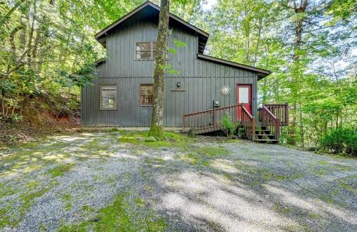 Sky Valley House | Artist's Retreat at Sky Valley w/Balcony & Deck