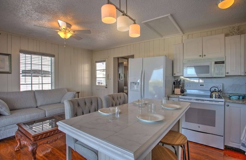 Treasure Island House | As Close to the Gulf as Allowed! The View from the Porch is Amazing. Step on to the Sand.