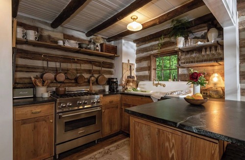 Montreat Cabin | Asheville Moss and Ivy Cabin - AB&B Superhost
