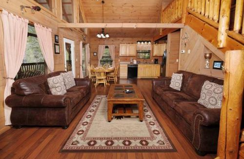 Caton Ski Chalet | At Trail's End Where the Adventure Settles In