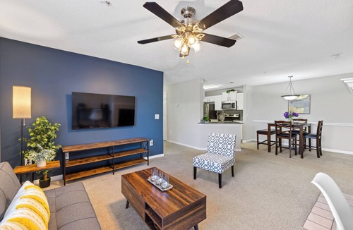 Athens Apartment | Athens Haven. Gated, pool, gym, near UGA!