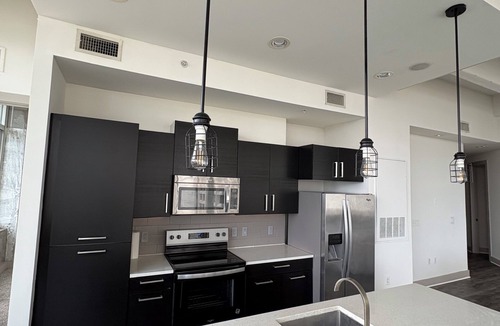 Peachtree Center Condo | ATL Skyline Suite