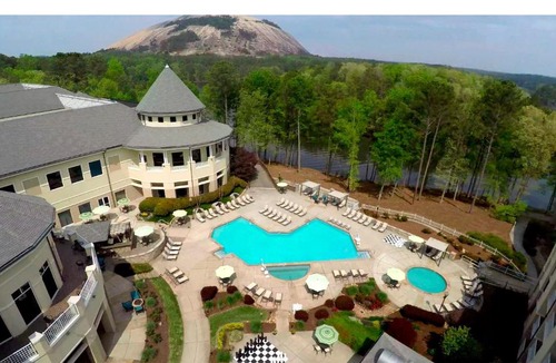 Stone Mountain Hotel | Atlanta Evergreen Lakeside Resort