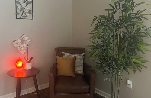 Sandtown House | Atlanta hilltop getaway near downtown w/view