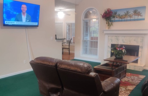Fairburn House | Atlanta Home Away, LLC