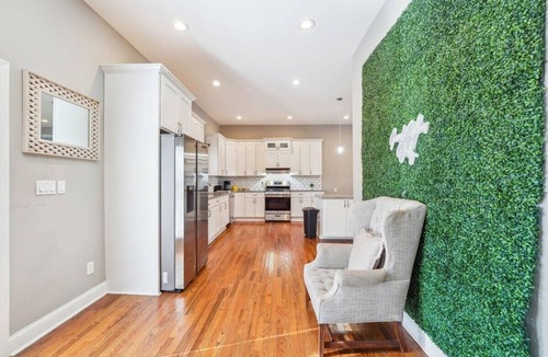Church Street House | Atlanta Retreat | 4BR Near Downtown + Stadium Access