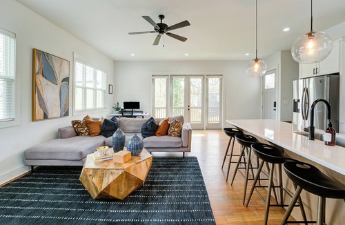Mechanicsville House | Atlanta Townhome: Walk to Mercedes-Benz Stadium!