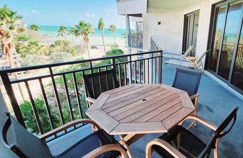 Key West Condo | Atlantic Ocean Breezes Tropical Island Key West Sunrises