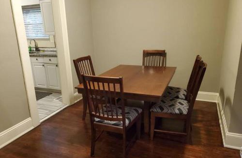 Home Park House | Atlantic Station*Cozy getaway*King beds*Wi-fi