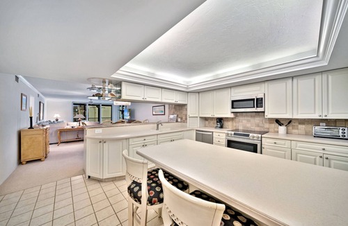 Sanibel Condo | Atrium #201 is a 3/3 beachfront Sanibel vacation rental condo