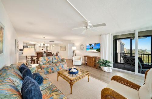 Sanibel House | Atrium #304
