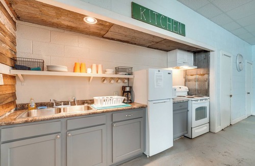 Briceville Condo | ATV Adventures Await: Tennessee Riverside Retreat