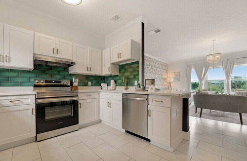 Coquina Gables Condo | *Auberge Chic*| Fleurs |Your Cozy Fall Retreat by the Sea!