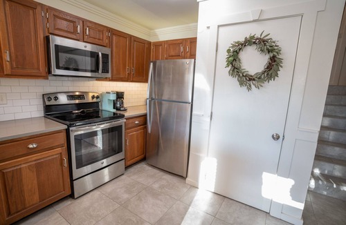 East End House | August 2026 Big Savings! End-Unit, 1BR/1BA, Ocean Mile J-13