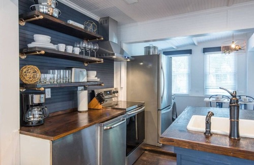 Folly Beach Cottage | Authentic 1940's renovated Folly cottage!