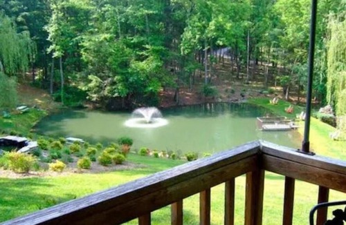 Skyland Cabin | Authentic log cabin near Biltmore House