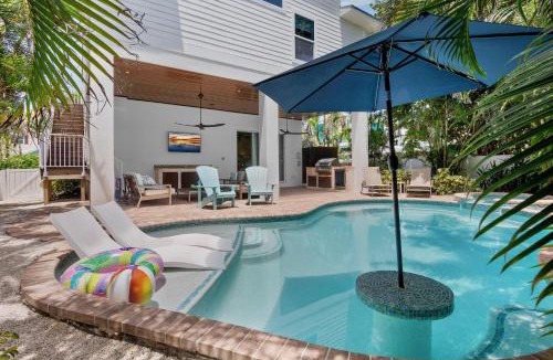 Ilexhurst House | Avalon