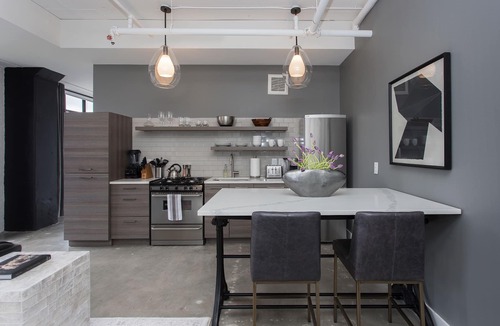 Virginia Highland Apartment | Aviary Abode by Atlanta Luxury Rentals