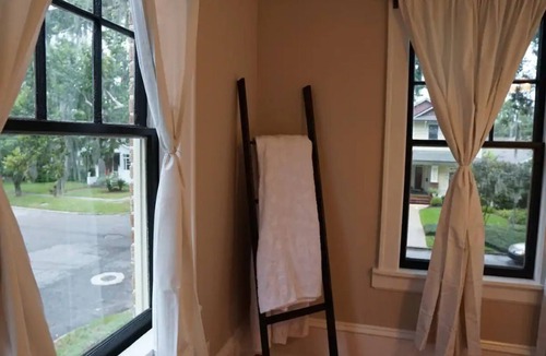 Avondale Apartment | Avonly Place Convenient Historic Hideaway