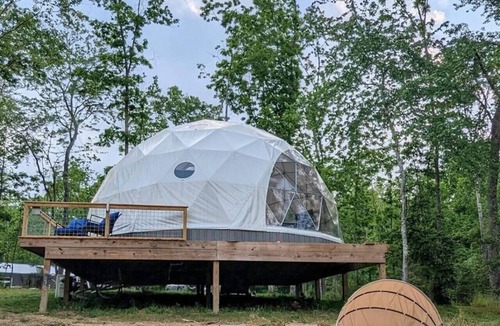 Coalmont House | Award-Winning Dome On 18 Acres Near State Parks, Trails, and Waterfalls