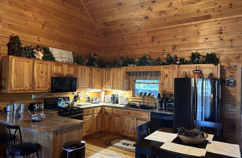 Seymour Cabin | Away From It All! Get 4th night free. Ask me how