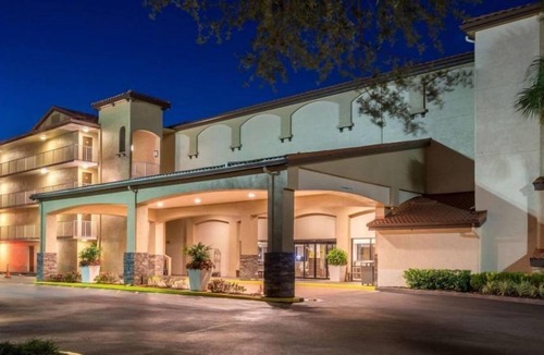 Florida Central Atlantic Coast House | Awesome Find! Modern Unit, Pool, Breakfast, Parking, Shuttle