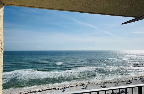 Biltmore Beach Condo | AWESOME NOV DEAL:Sun Nov 9-Sat Nov 22=1250 Total! 5 Star/Beachfront. Inquire Now