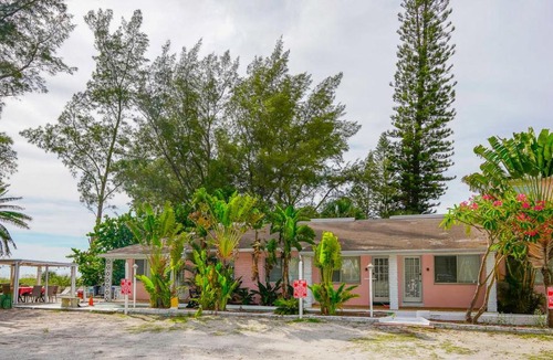 Treasure Island Apartment | Awesome Oceanfront condo! Unit #4