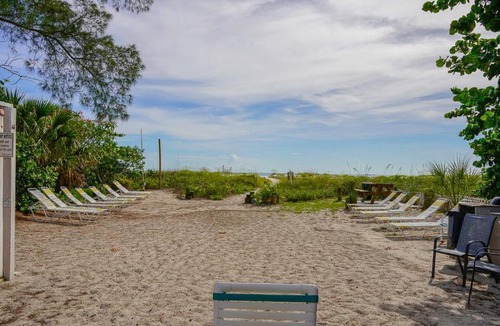 Treasure Island Apartment | Awesome Oceanfront condo! Unit #4