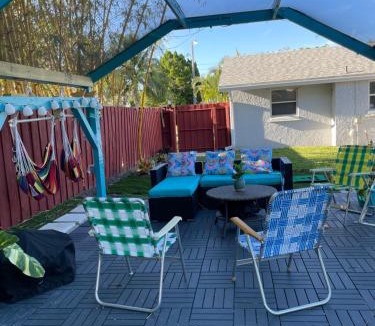 Port Saint Lucie House | Backyard Oasis
