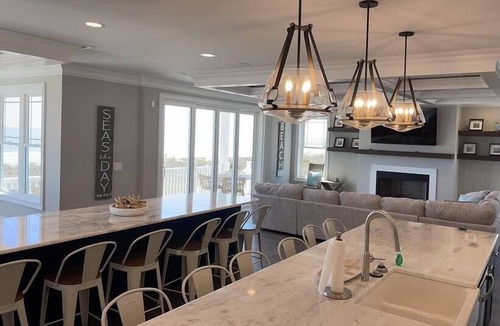Atlantic Beach House | Bailey's Lighthouse, Bailey's Lighthouse