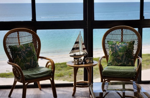 Sand Key Condo | BALCONY HEATED POOL SPA OCT 18-NOV 1nDEC 7-20 JAN3-17 APR4-18 &18-MAY2-16&16-30