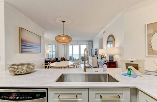 Amelia City Condo | Balcony Paradise at Ocean Place Resort