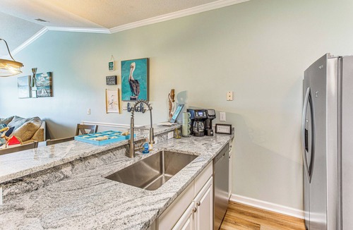 Carolina Yacht Landing Condo | Balcony + Pool Access: Serene Little River Retreat